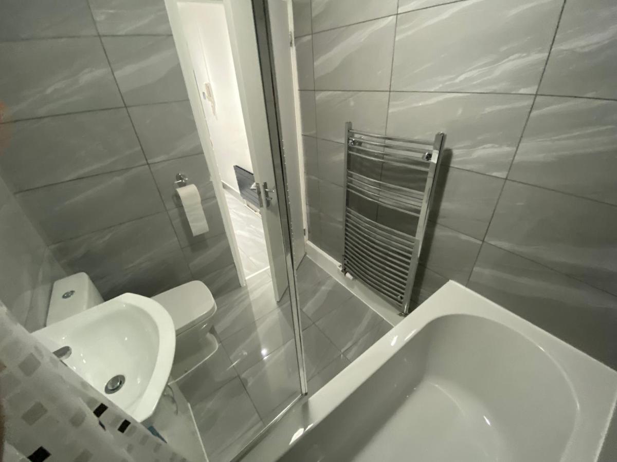 Luxurious 2-Bed Apartment In Woolwich 伦敦 外观 照片