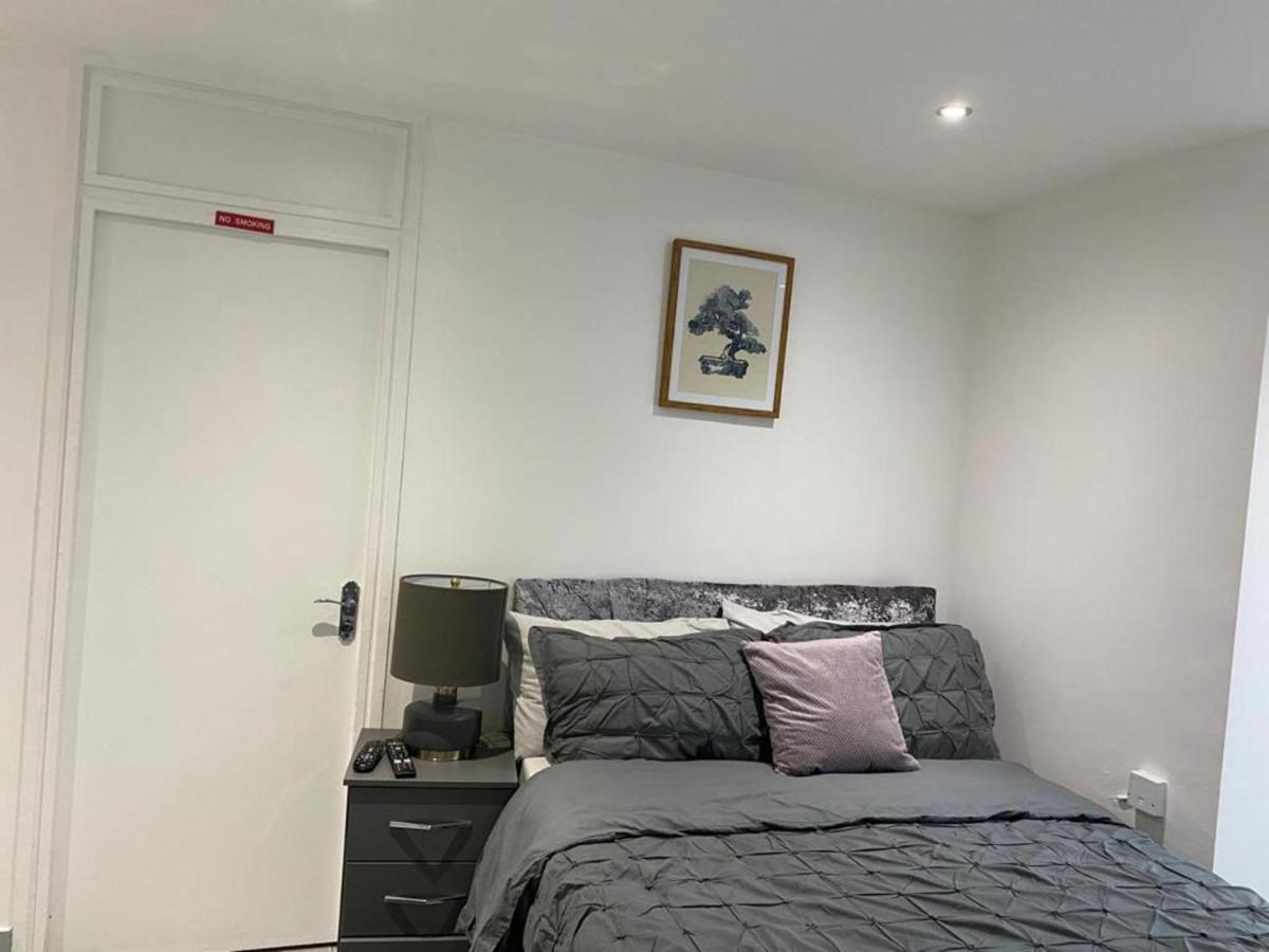 Luxurious 2-Bed Apartment In Woolwich 伦敦 外观 照片