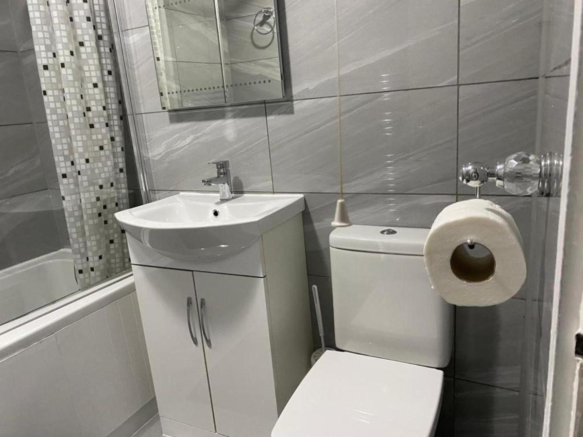 Luxurious 2-Bed Apartment In Woolwich 伦敦 外观 照片